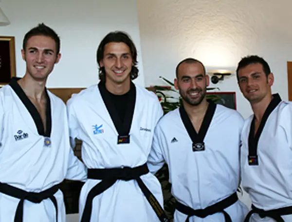 How Soccer player Zlatan Ibrahimovic uses Taekwondo on the pitch